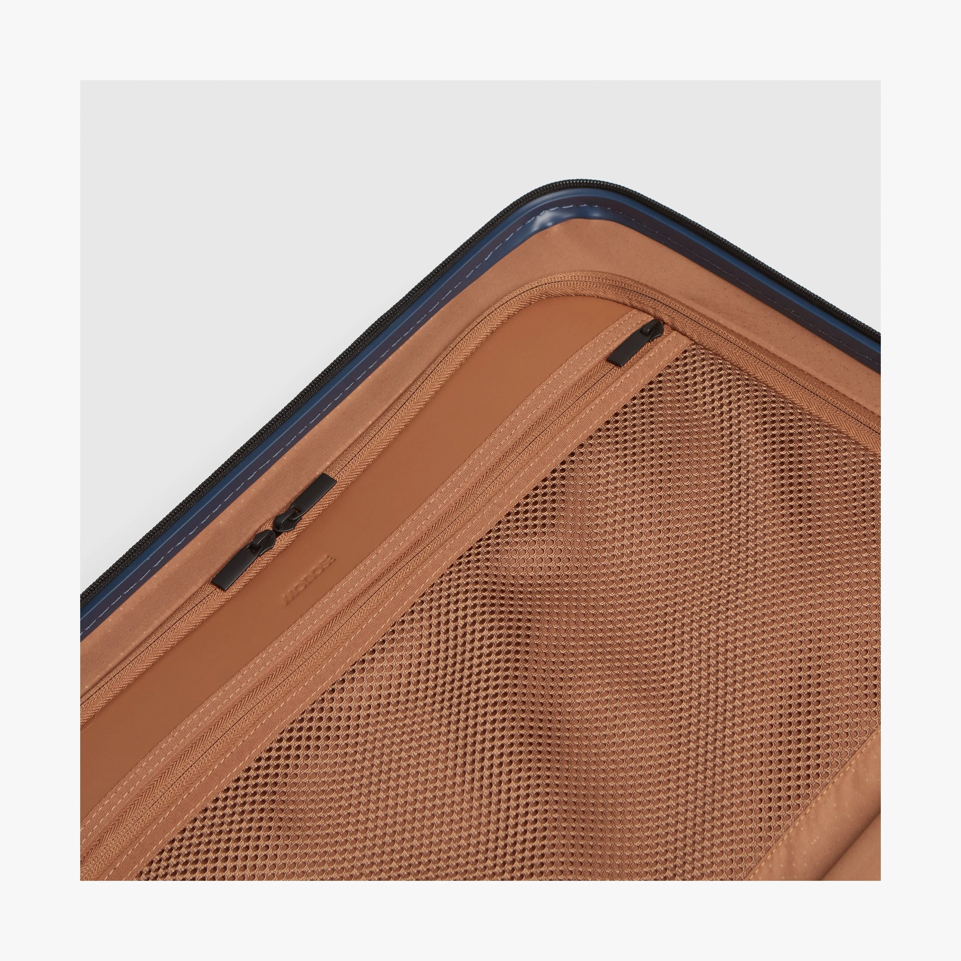 Carry-On Pro - Image 138