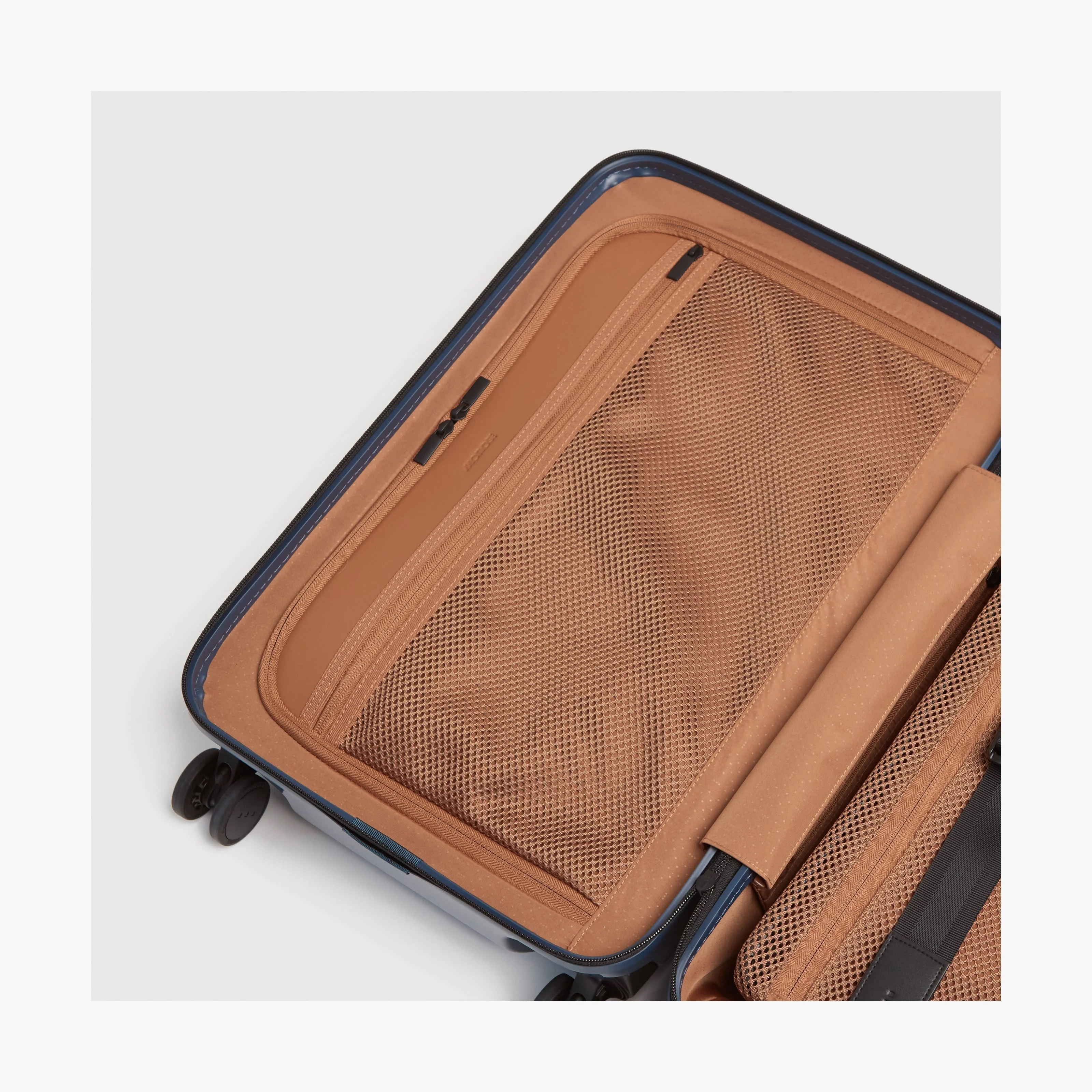 Carry-On Pro - Image 139