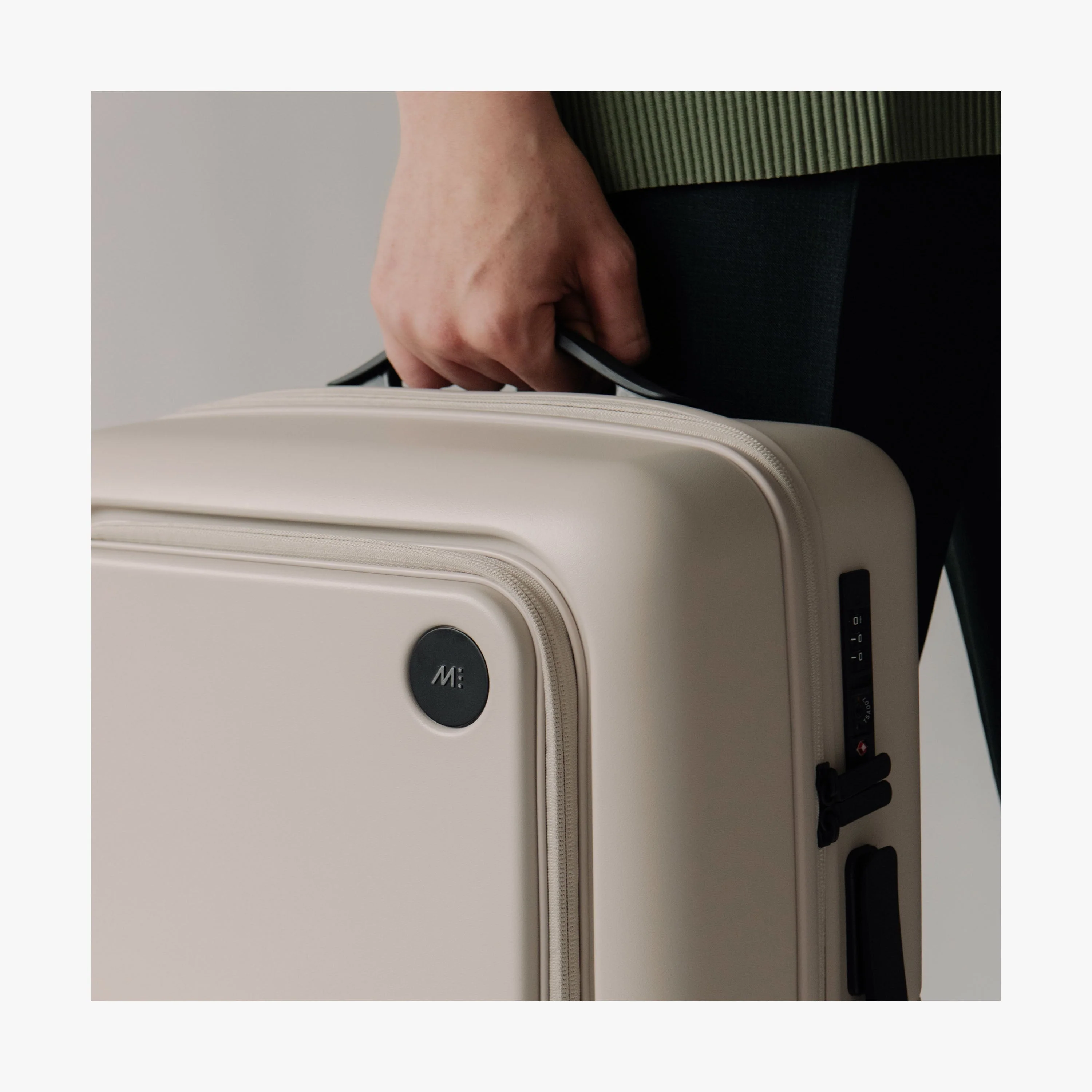 Carry-On Pro Plus - Image 137