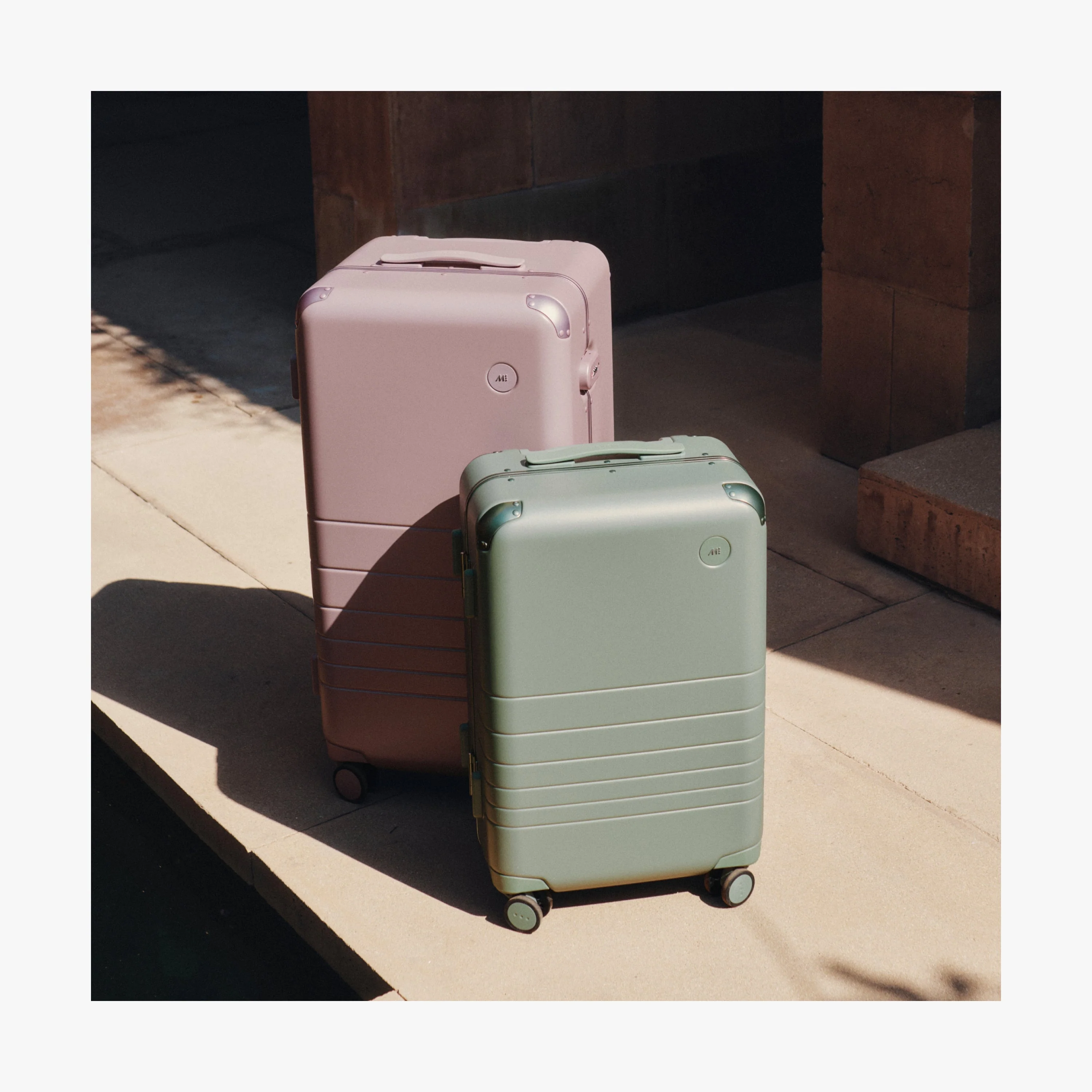 Hybrid Carry-On - Image 66